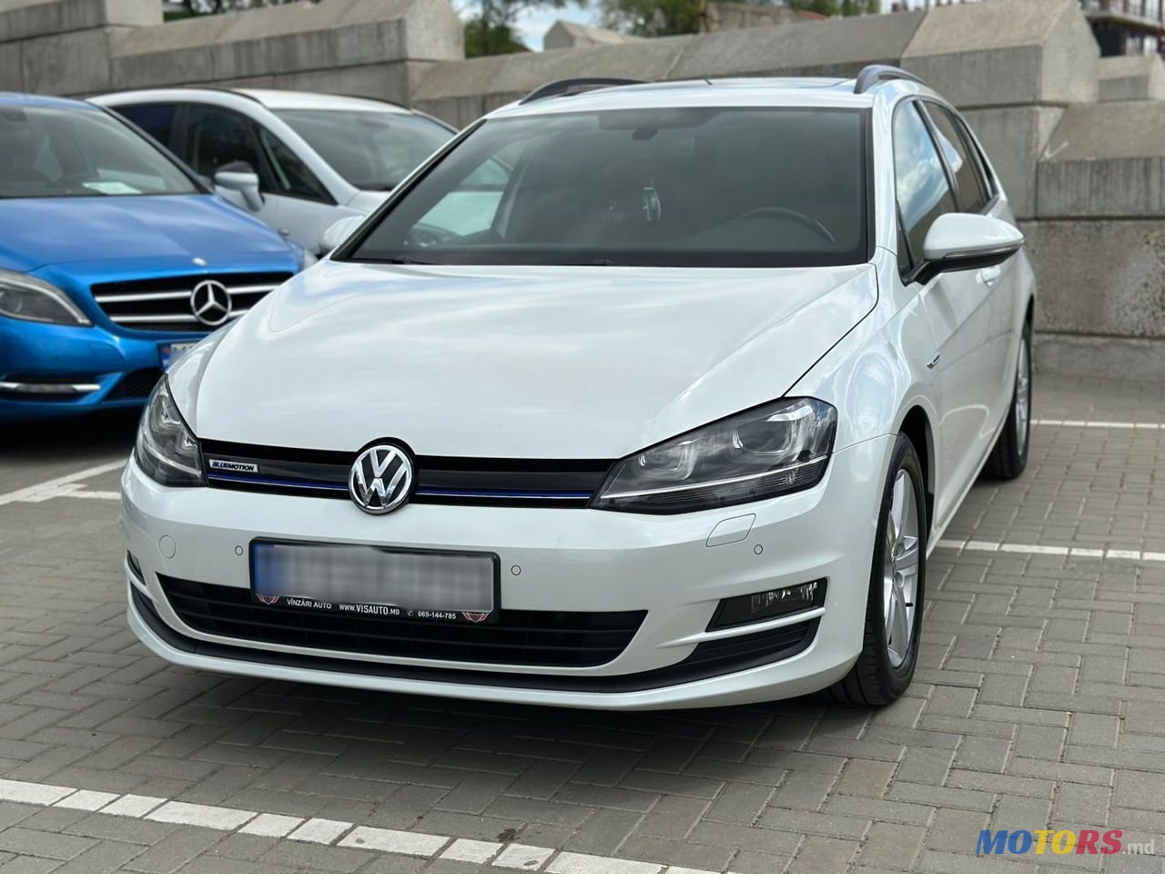 2016' Volkswagen Golf photo #2