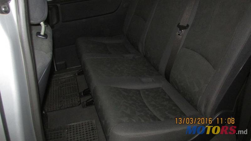2002' Mercedes-Benz Viano photo #3