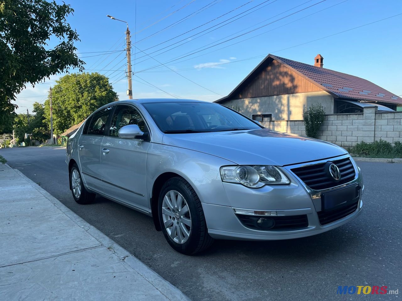 2008' Volkswagen Passat photo #1