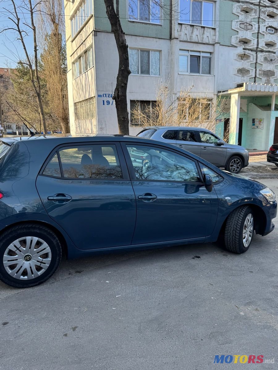 2007' Toyota Auris photo #5