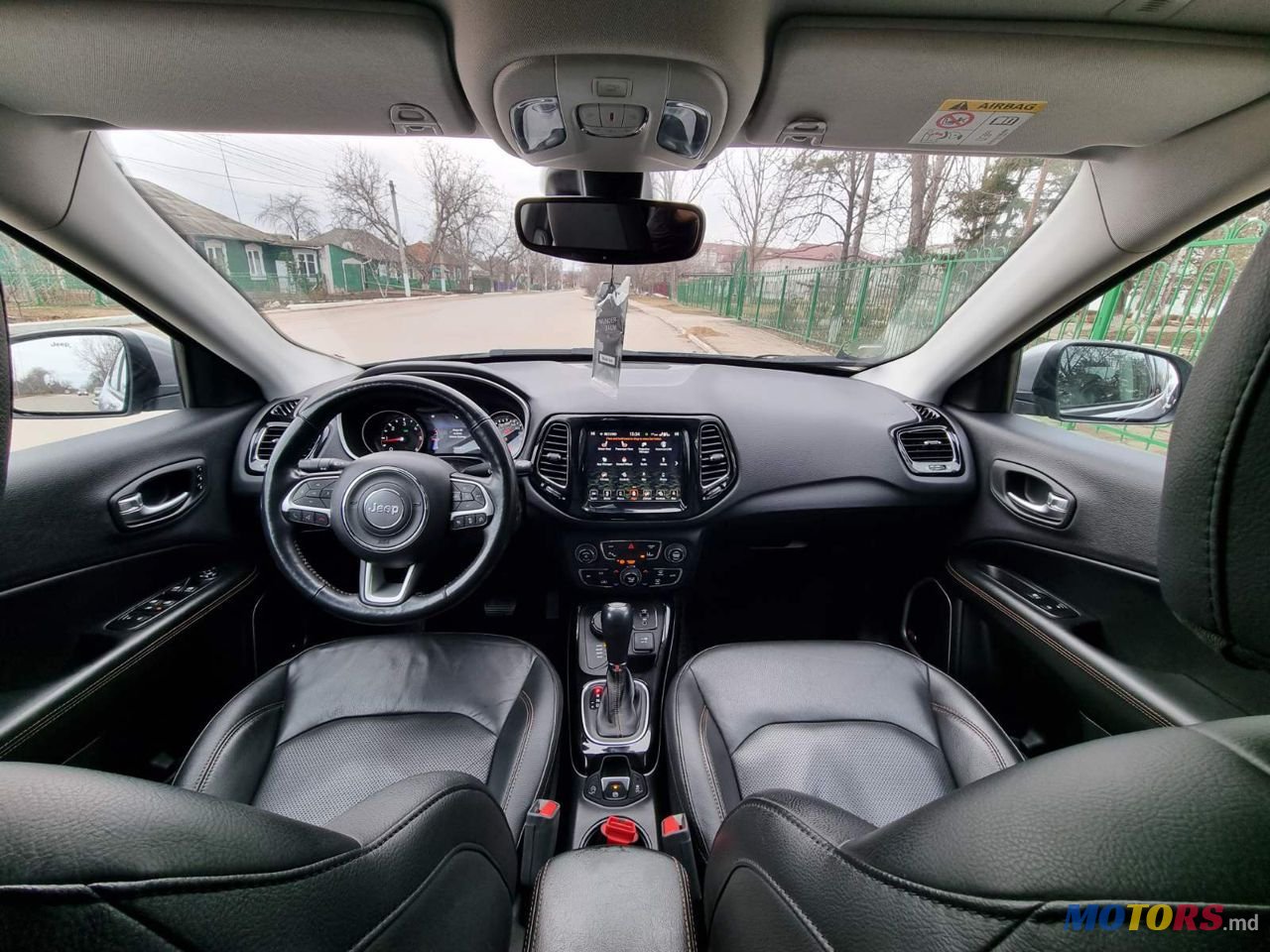 2018' Jeep Compass photo #5