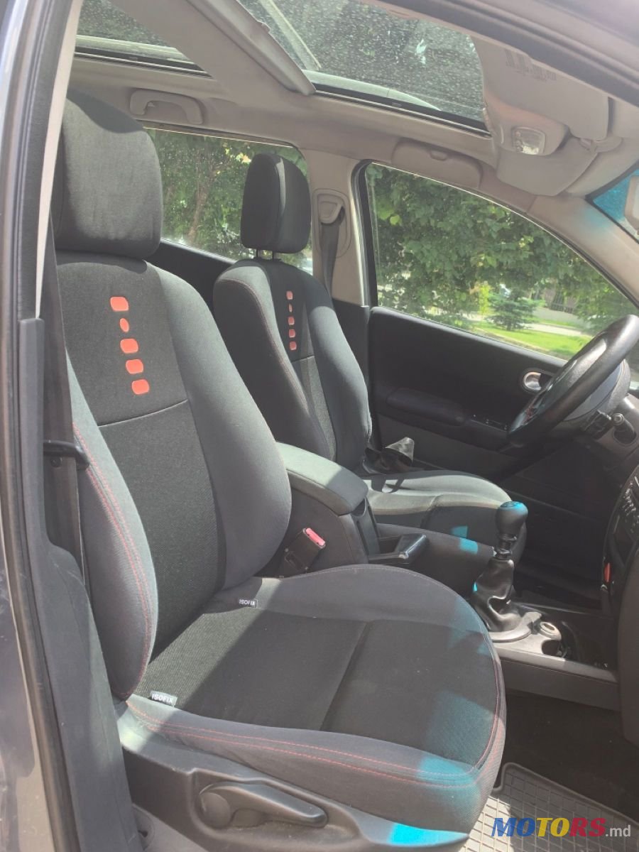 2007' Renault Megane photo #5