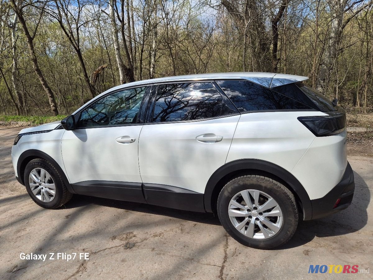 2022' Peugeot 3008 photo #4