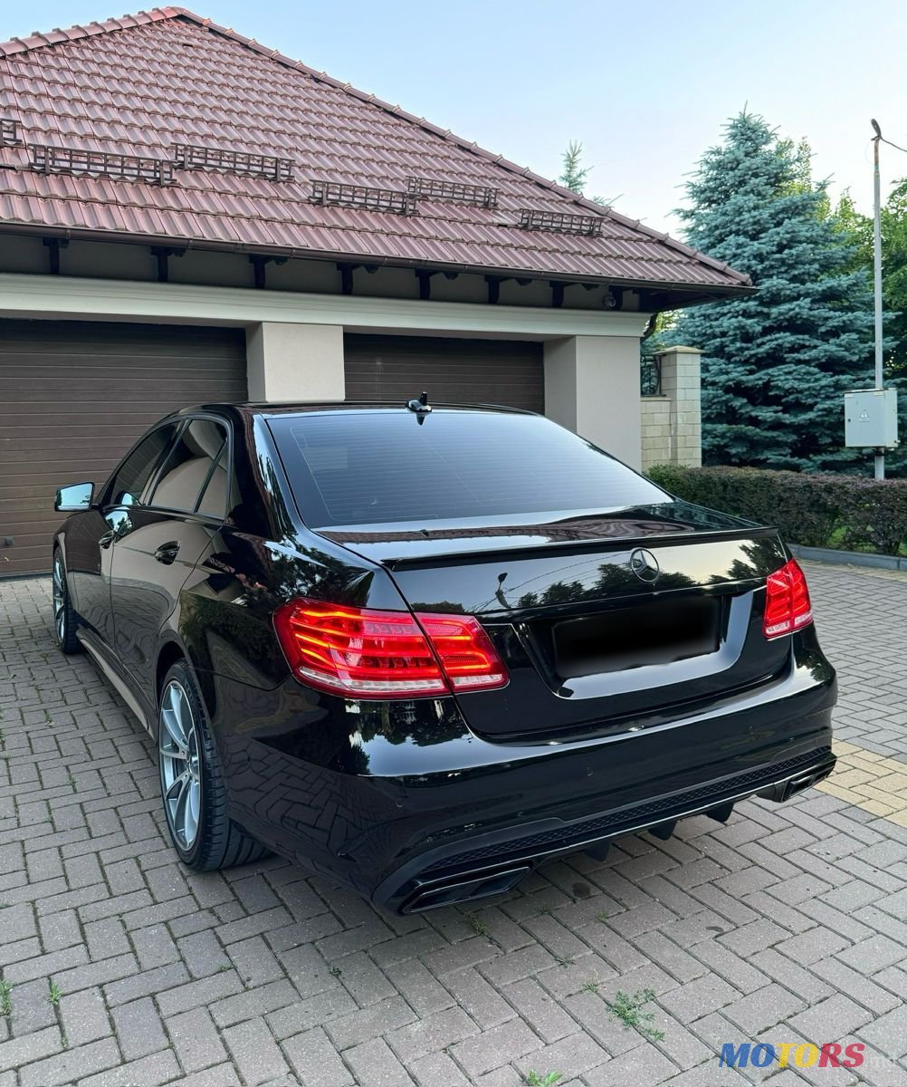 2014' Mercedes-Benz E-Class photo #4