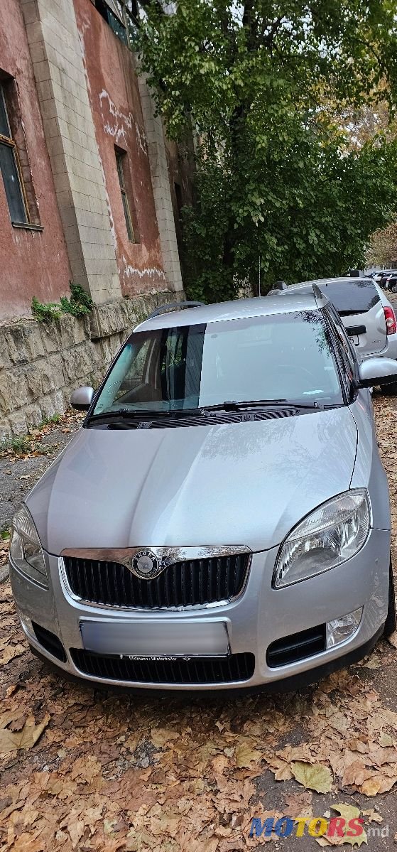 2009' Skoda Fabia photo #3