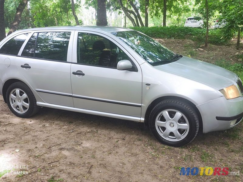 2001' Skoda Fabia photo #5