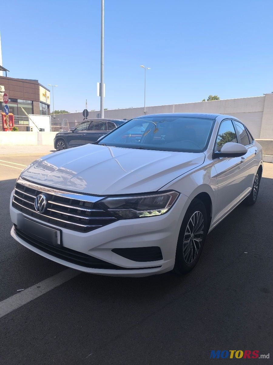 2019' Volkswagen Jetta photo #2