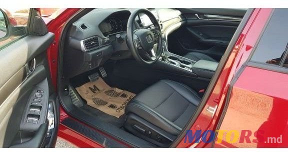 2018' Honda Accord photo #3