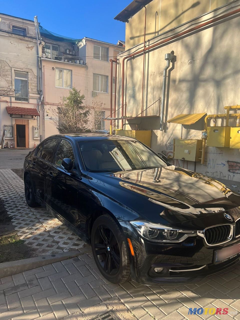 2015' BMW 3 Series photo #3