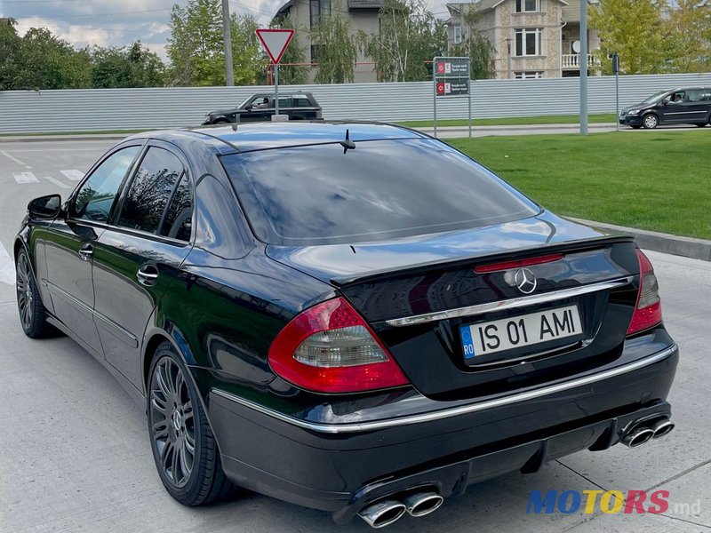 2006' Mercedes-Benz E Класс photo #5