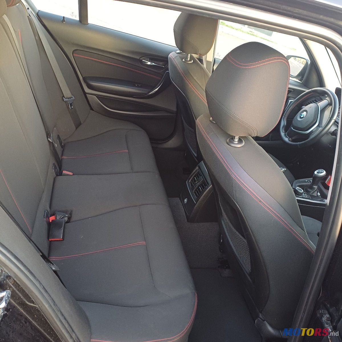 2012' BMW 1 Series photo #3