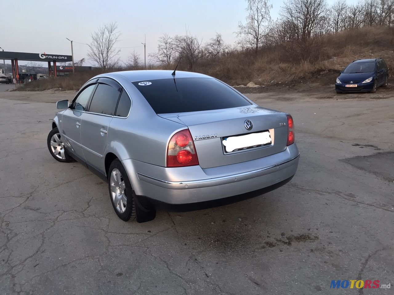 2003' Volkswagen Passat photo #3