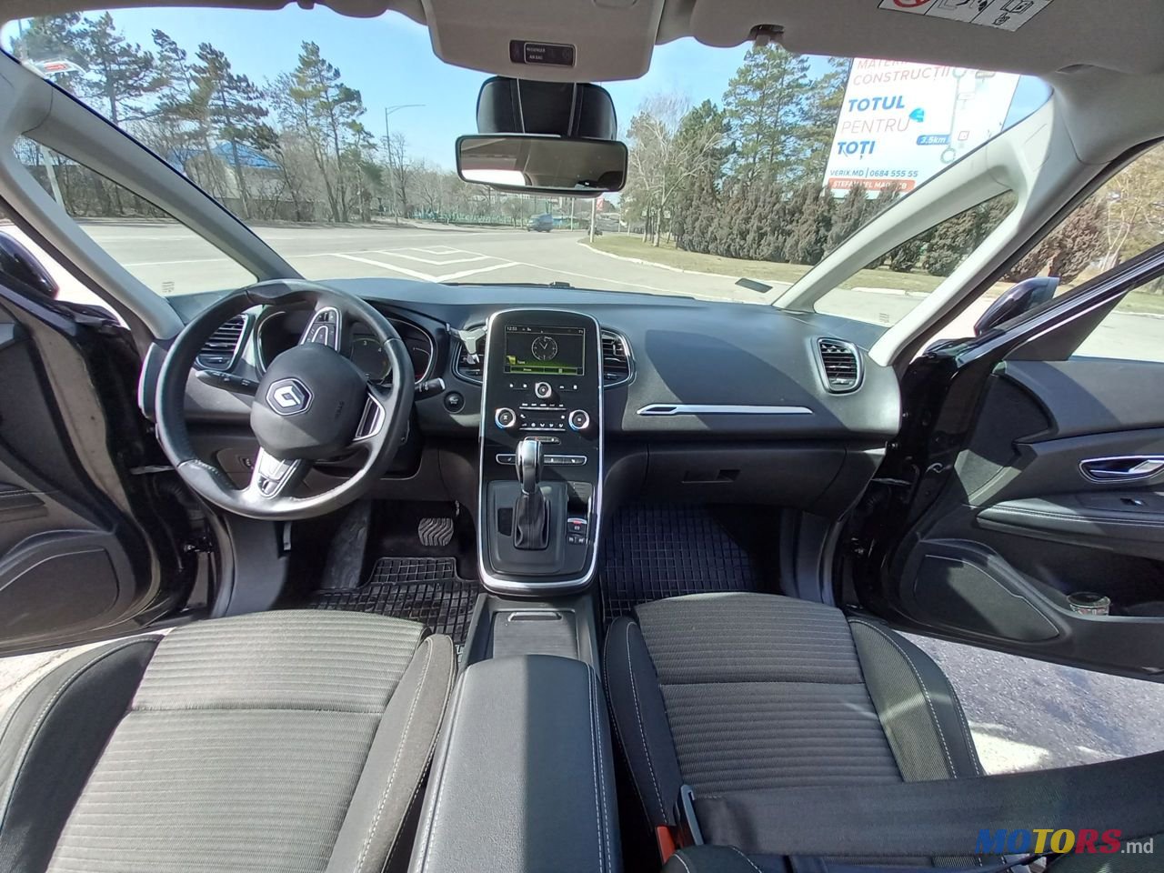 2017' Renault Grand Scenic photo #4