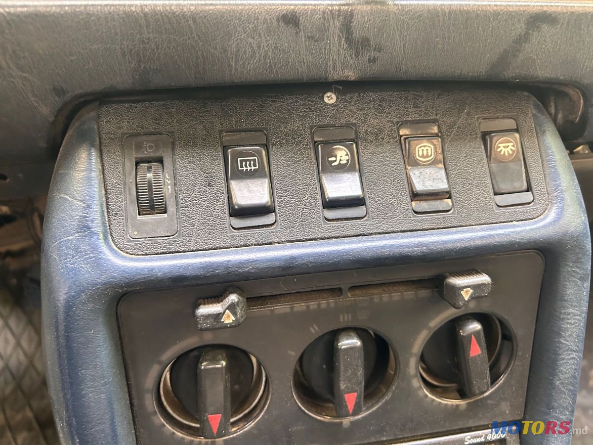 1982' Mercedes-Benz W123 photo #6