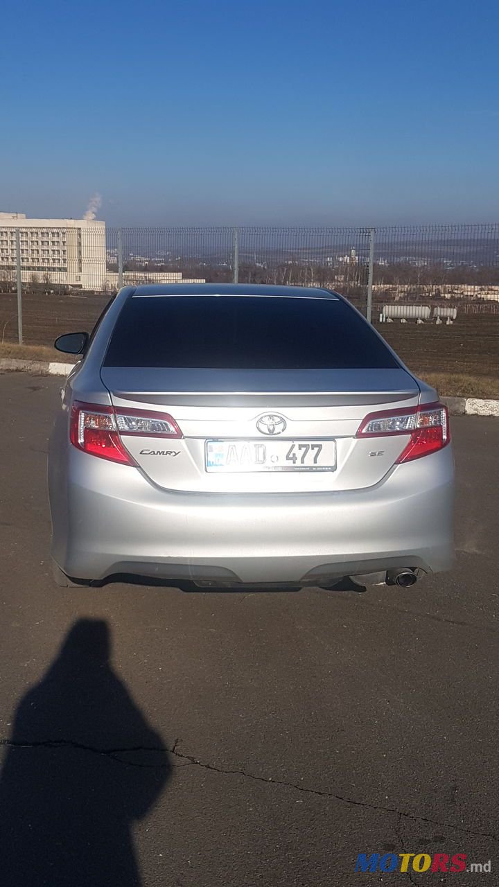 2014' Toyota Camry photo #3