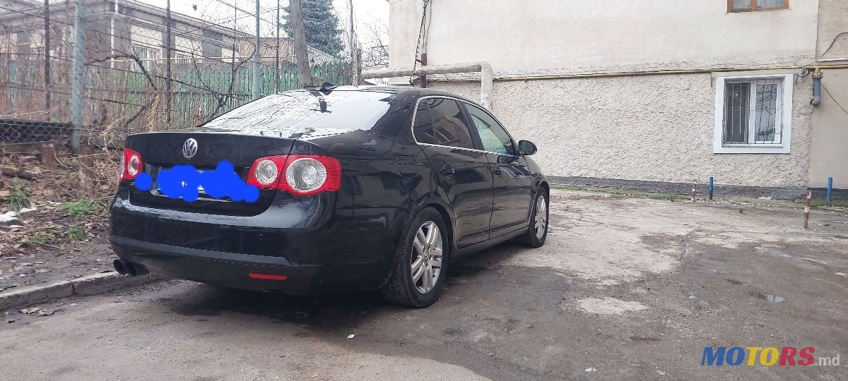 2008' Volkswagen Jetta photo #3