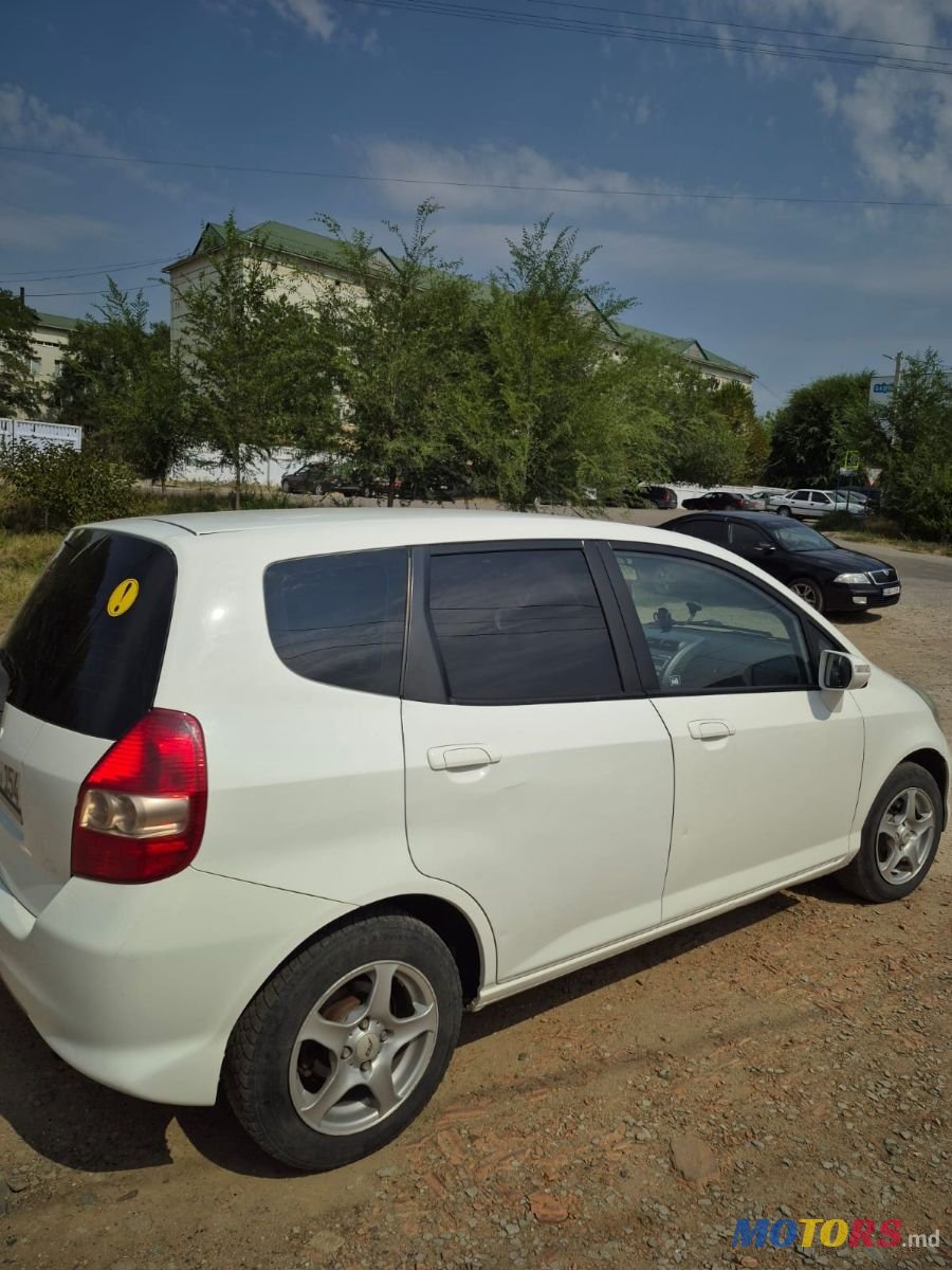 2007' Honda Jazz photo #2