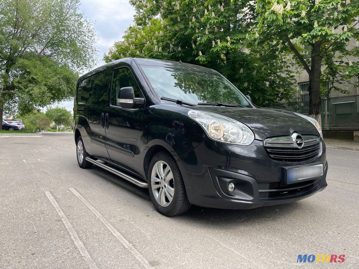 2017' Opel Combo photo #1