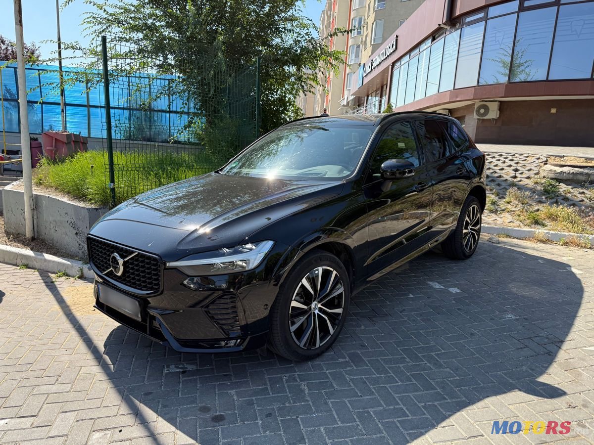 2022' Volvo XC60 photo #1