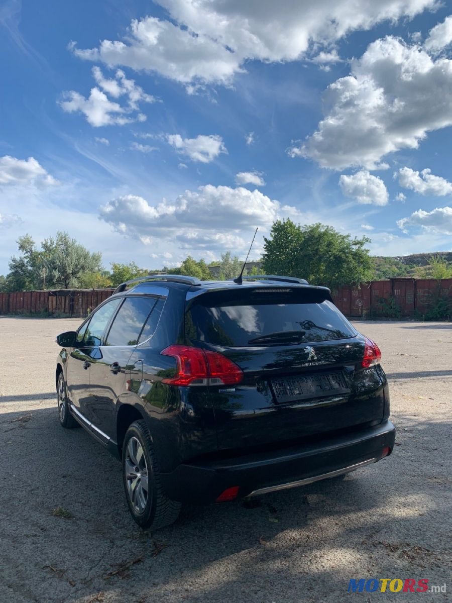 2016' Peugeot 2008 photo #3