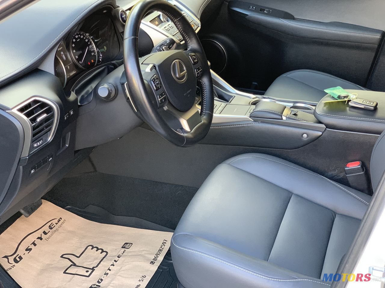 2018' Lexus NX 300H photo #5