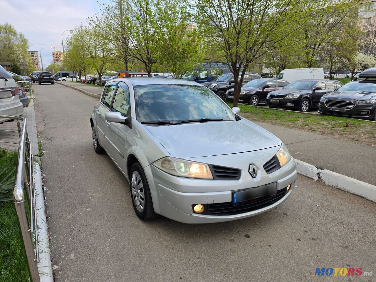 2007' Renault Megane photo #1