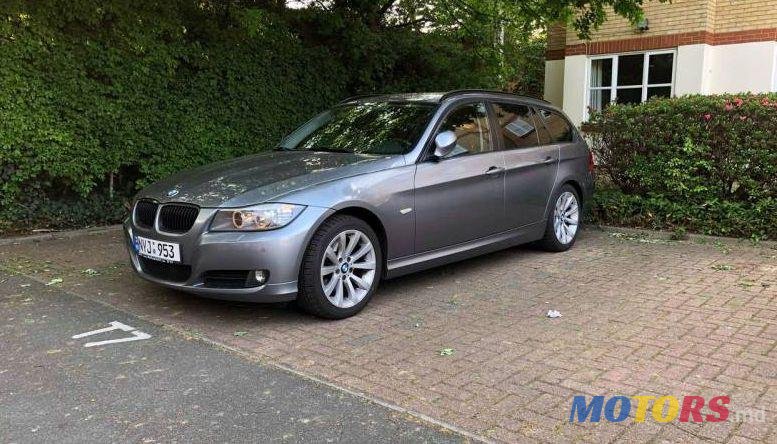 2010' BMW 3 photo #1