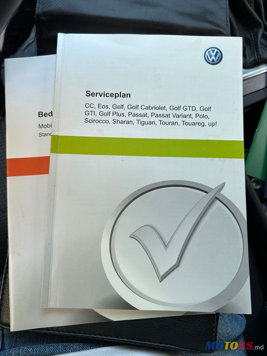 2013' Volkswagen Passat photo #5