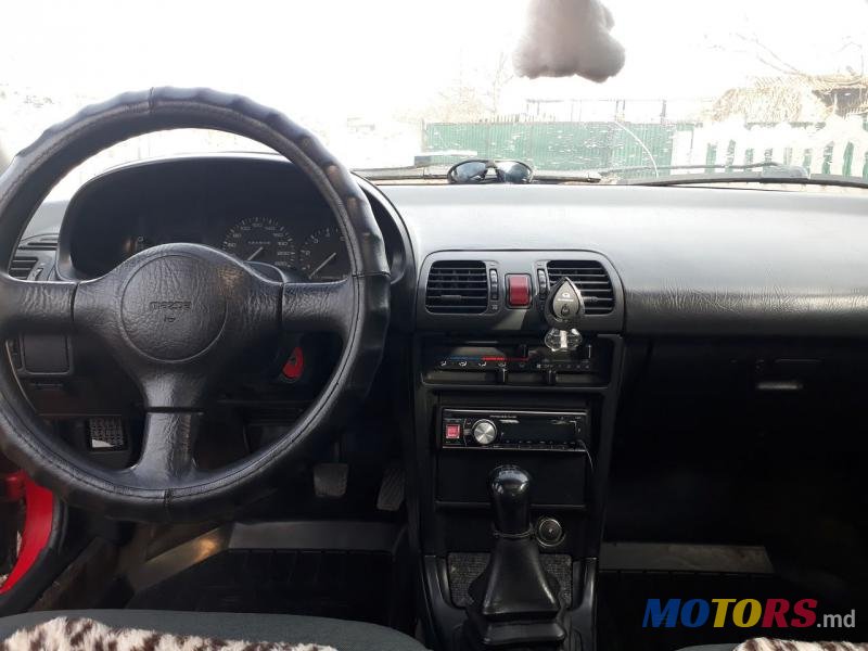 1992' Mazda 323 photo #1