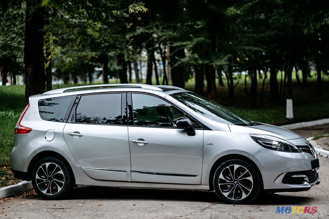 2016' Renault Grand Scenic photo #3