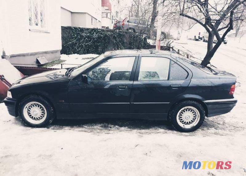 1994' BMW 3 photo #1