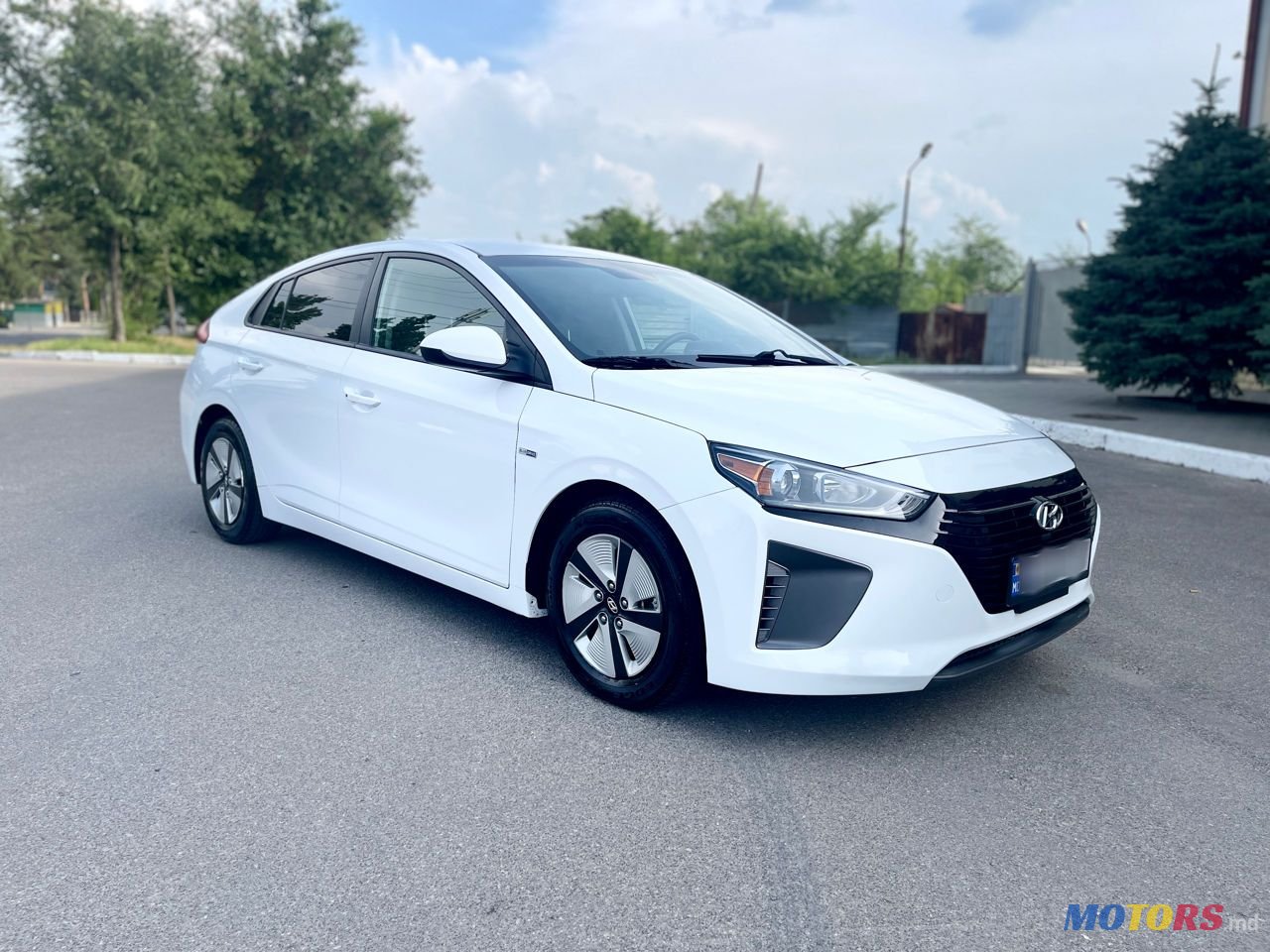 2019' Hyundai Ioniq photo #1
