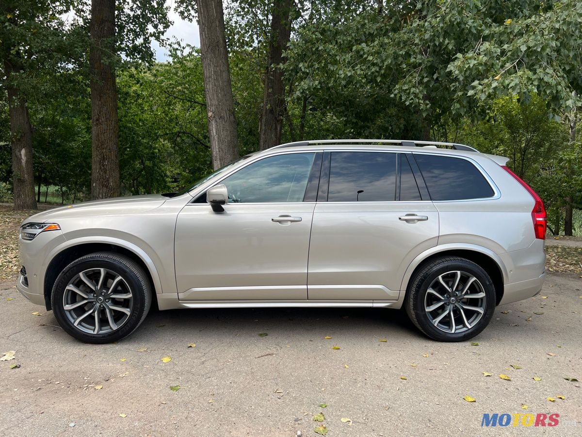 2017' Volvo XC90 photo #4