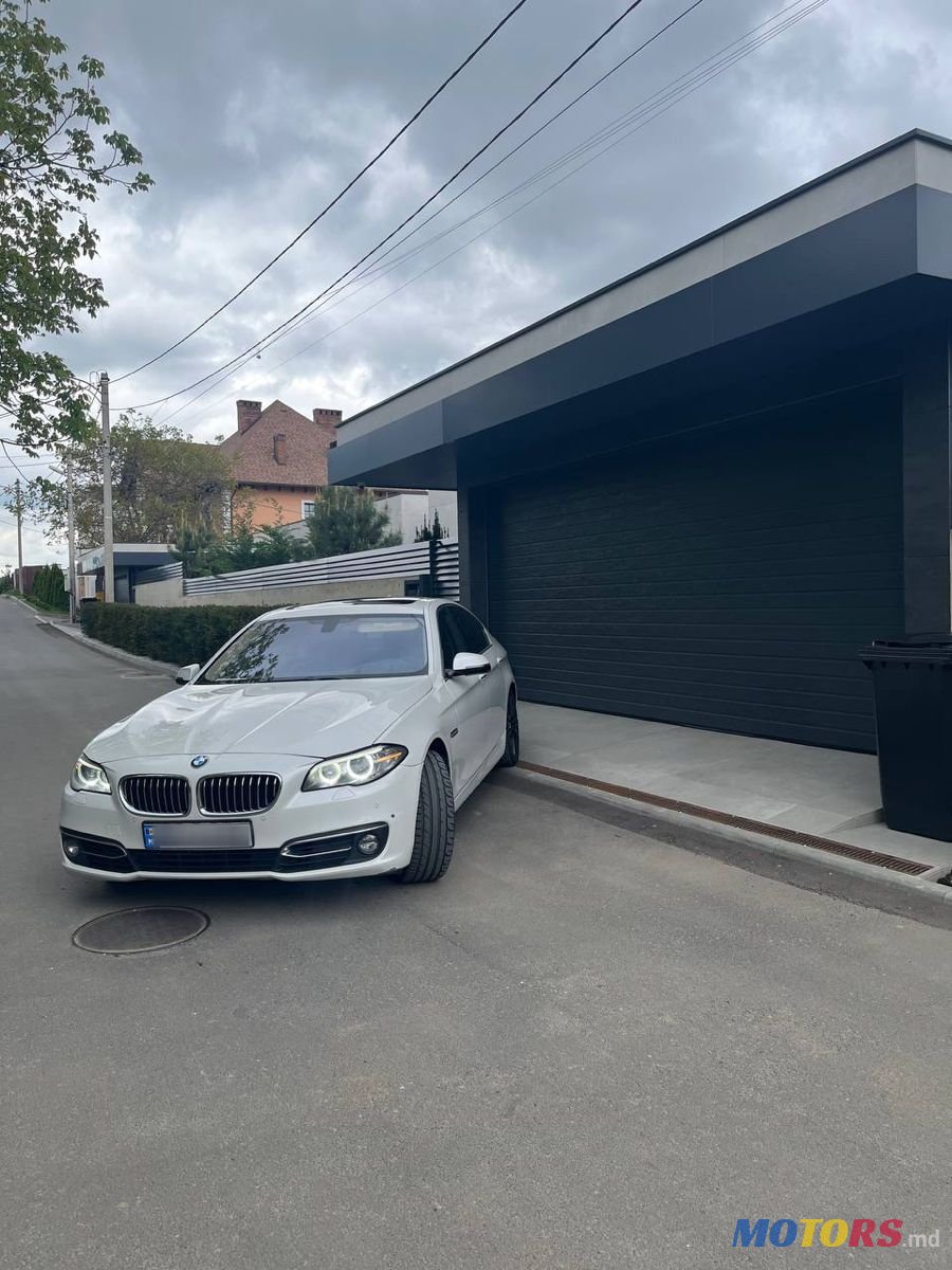 2014' BMW 5 Series photo #6