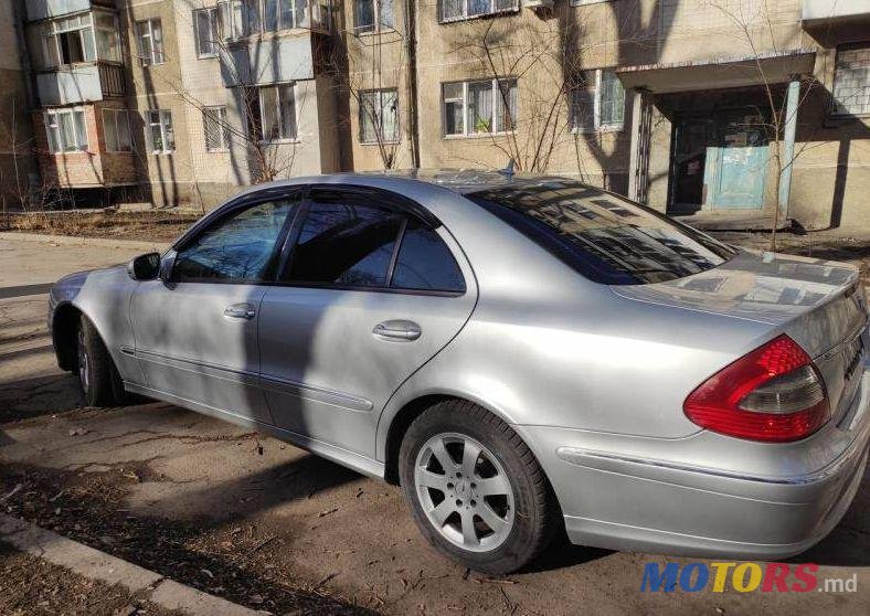 2007' Mercedes-Benz E photo #1