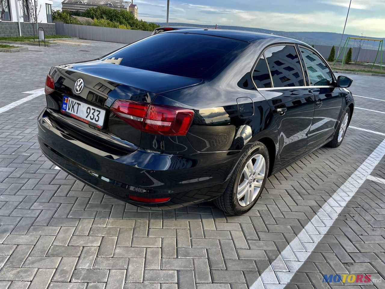 2016' Volkswagen Jetta photo #4