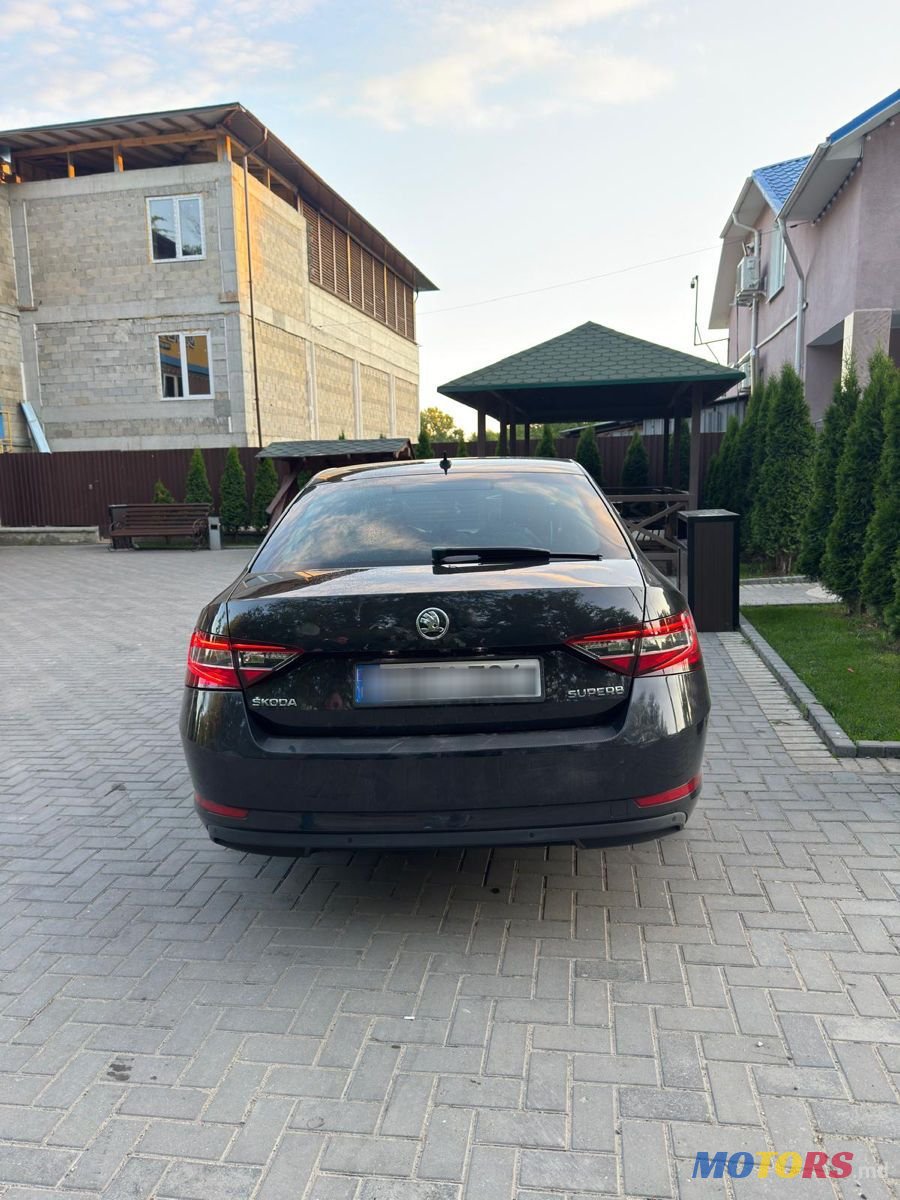 2017' Skoda Superb photo #3