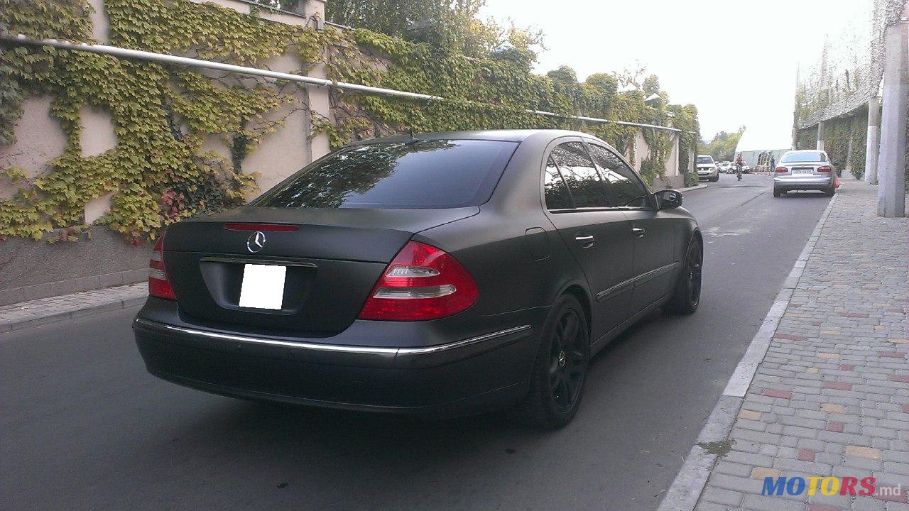 2003' Mercedes-Benz E-Class E500 photo #2