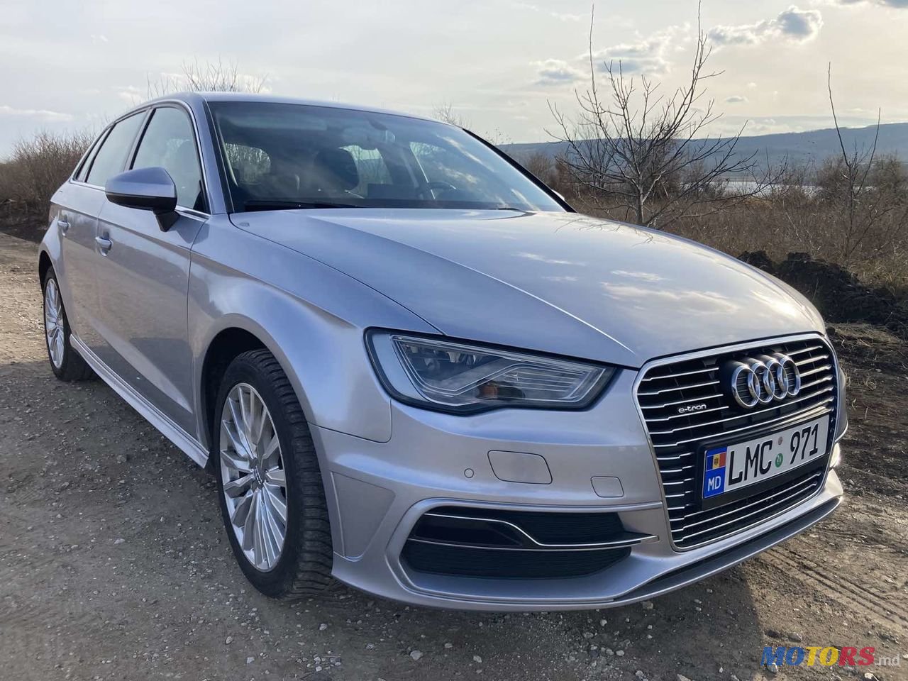 2015' Audi A3 E-Tron photo #5