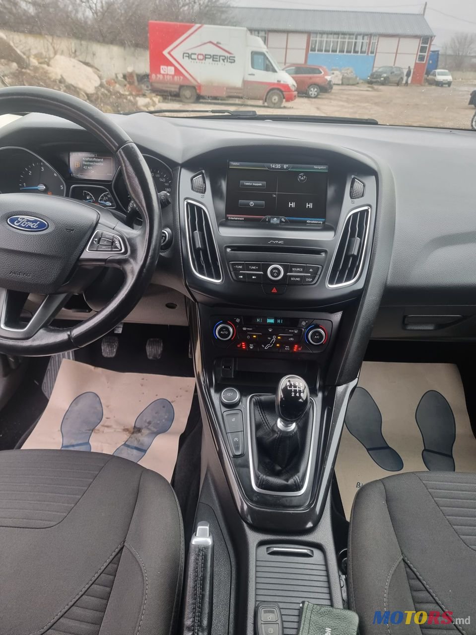 2015' Ford Focus photo #5