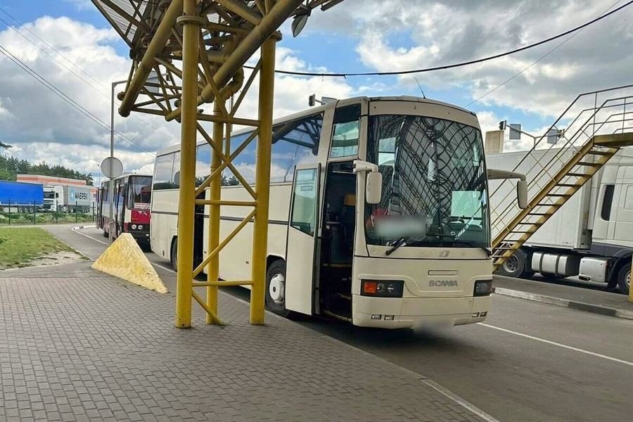 Перевозчики пассажиров должны регистрировать рейс до пересечения границы с Украиной