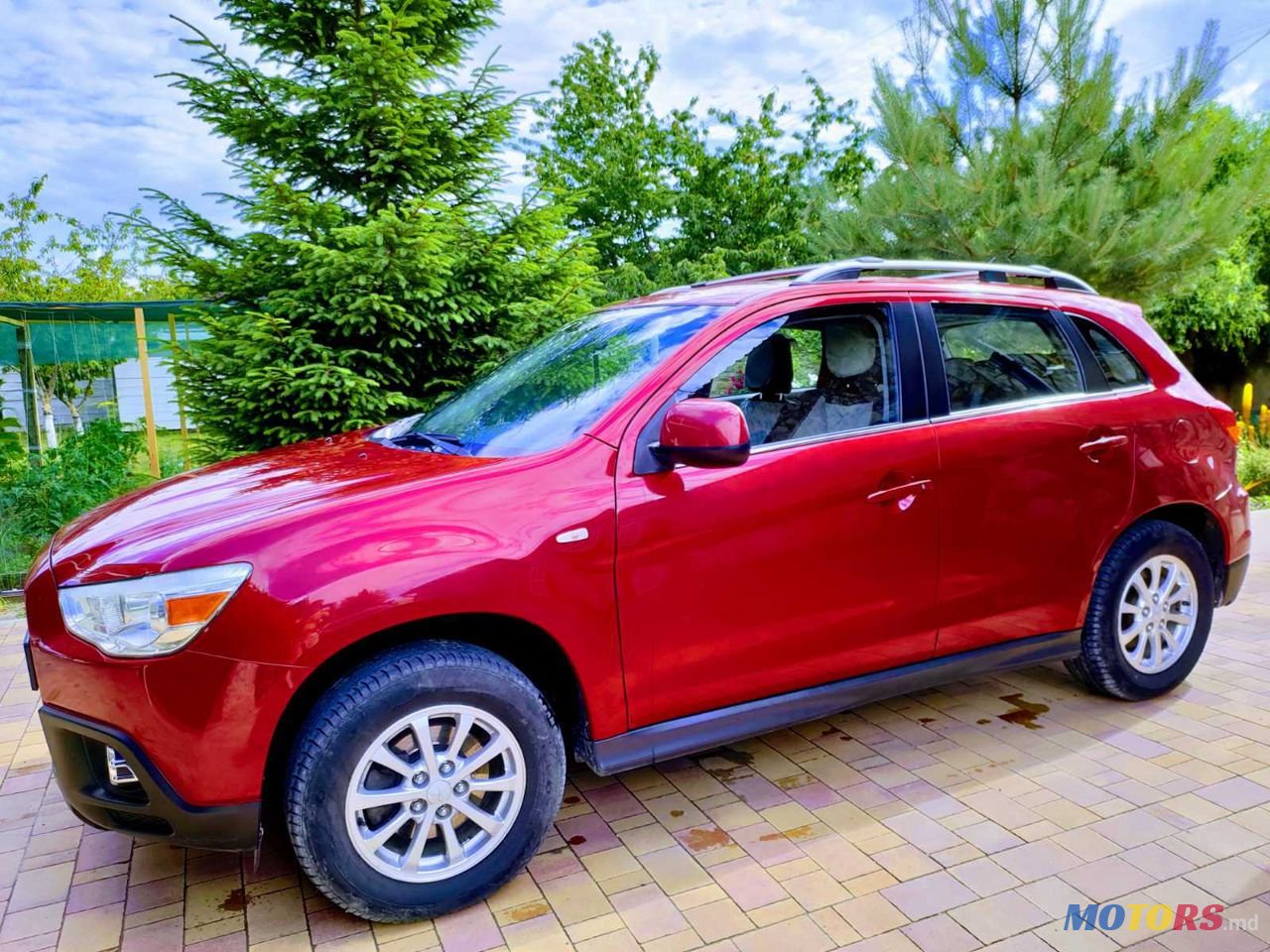 2011' Mitsubishi ASX photo #1