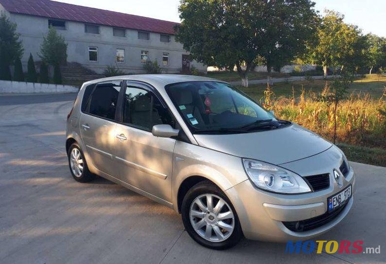 2008' Renault Scenic photo #1