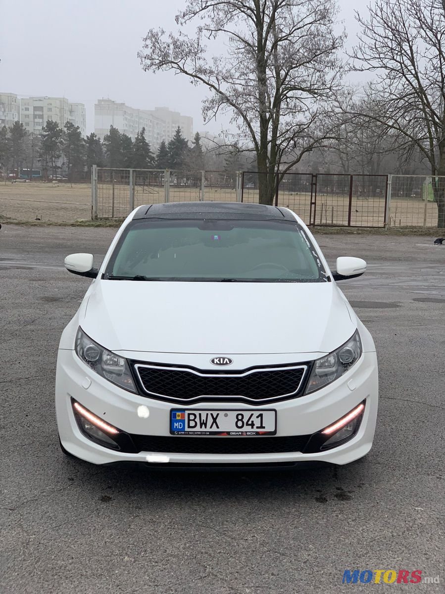2012' Kia Optima photo #2