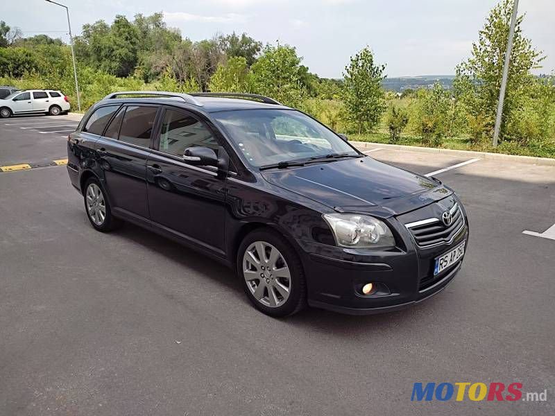 2008' Toyota Avensis photo #1
