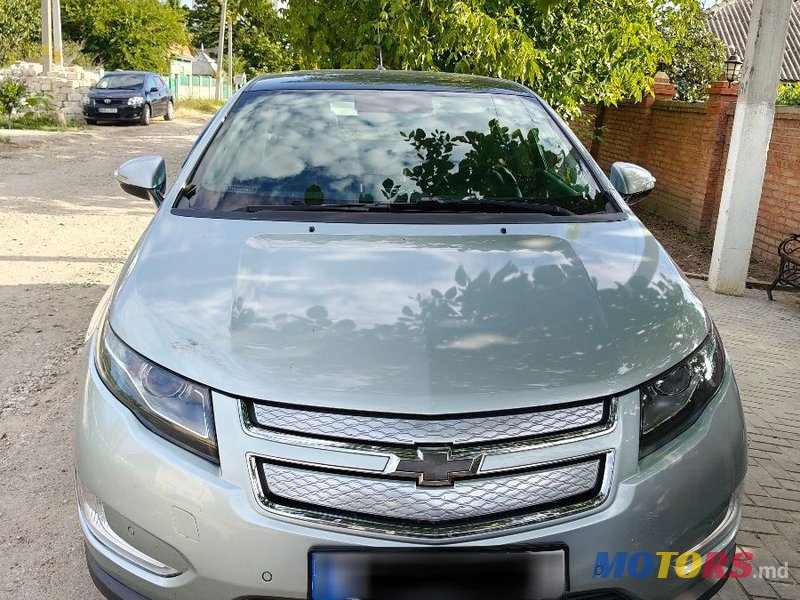 2011' Chevrolet Volt photo #3