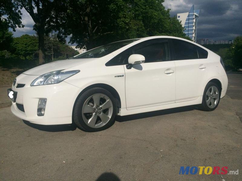 2010' Toyota Prius photo #1