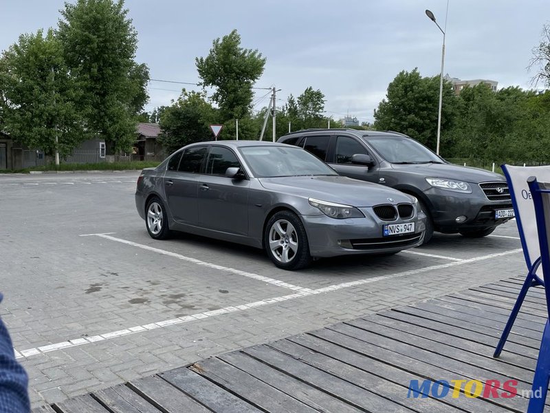 2008' BMW 5 Series photo #6