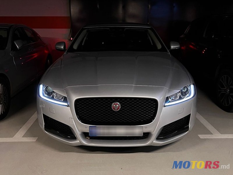 2015' Jaguar XF photo #1