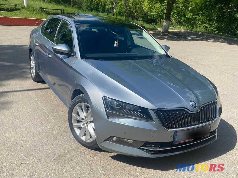 2018' Skoda Superb photo #4